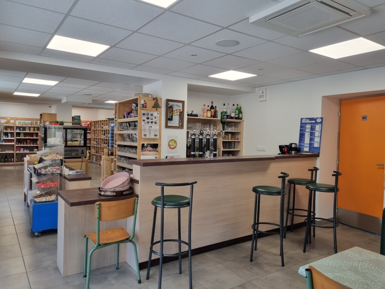 Image_, Fonds de commerce, Coutances, ref :1776