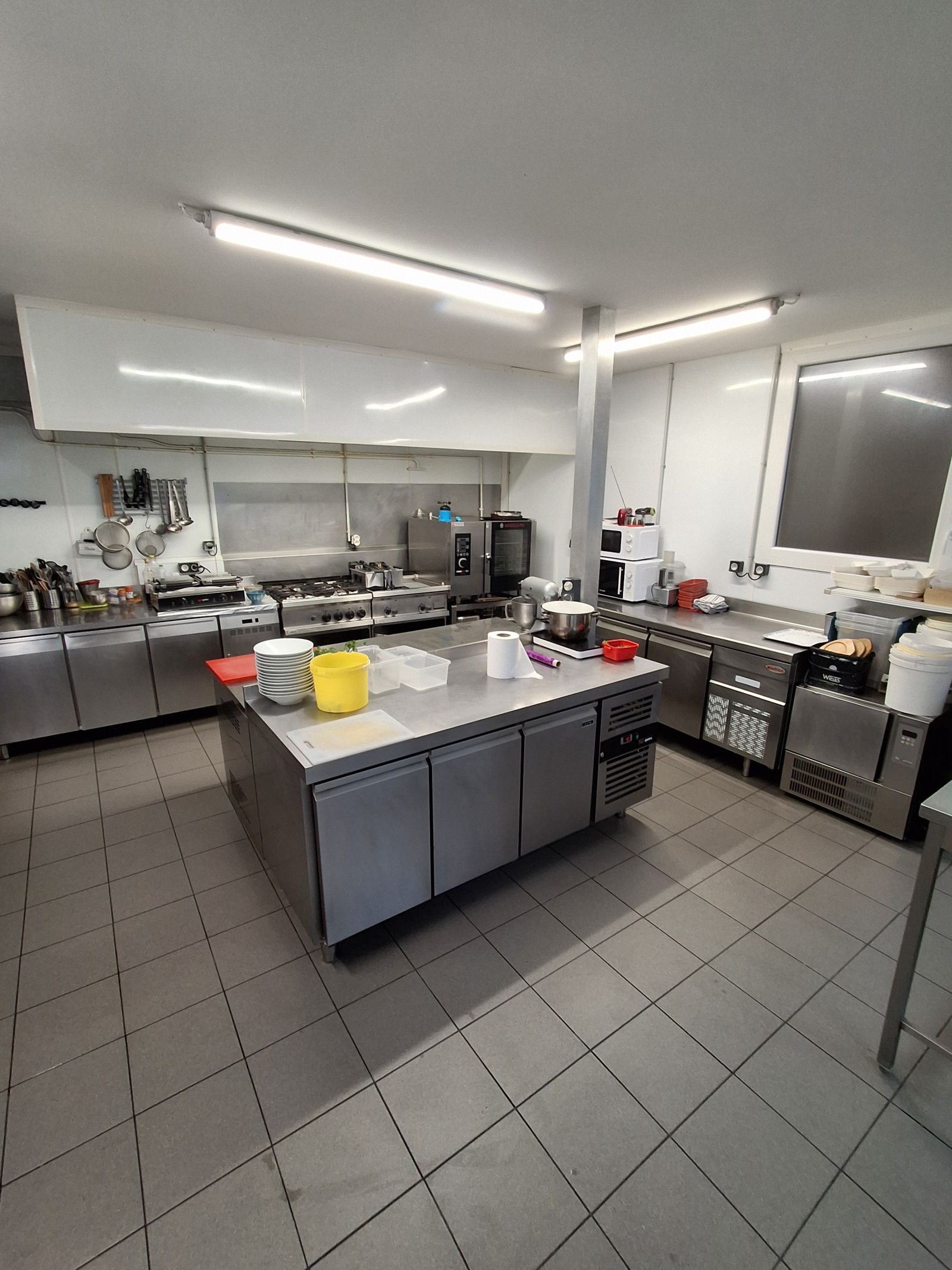 Image_, Fonds de commerce, Coutances, ref :1792