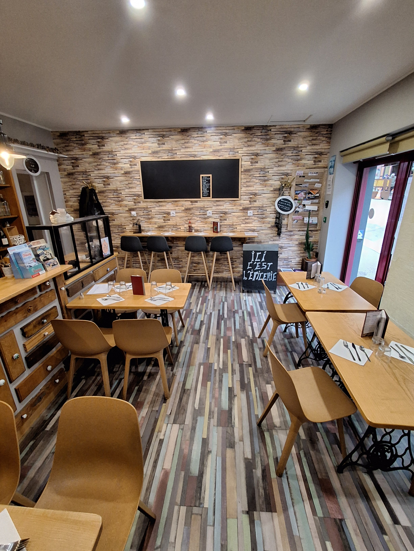 Image_, Fonds de commerce, Coutances, ref :1792