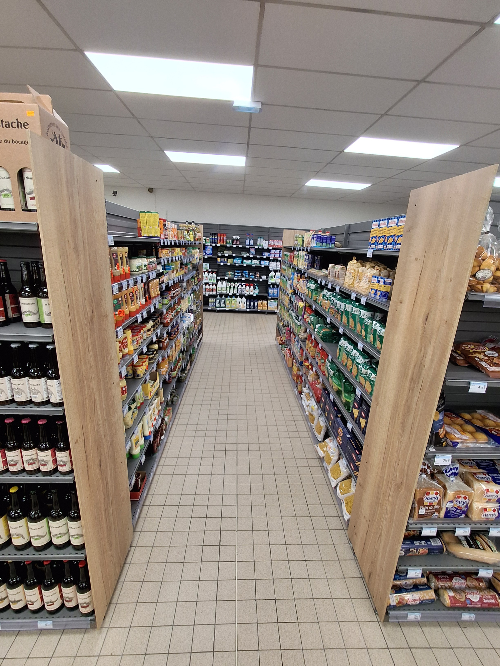 Image_, Fonds de commerce, Ambrières-les-Vallées, ref :1790