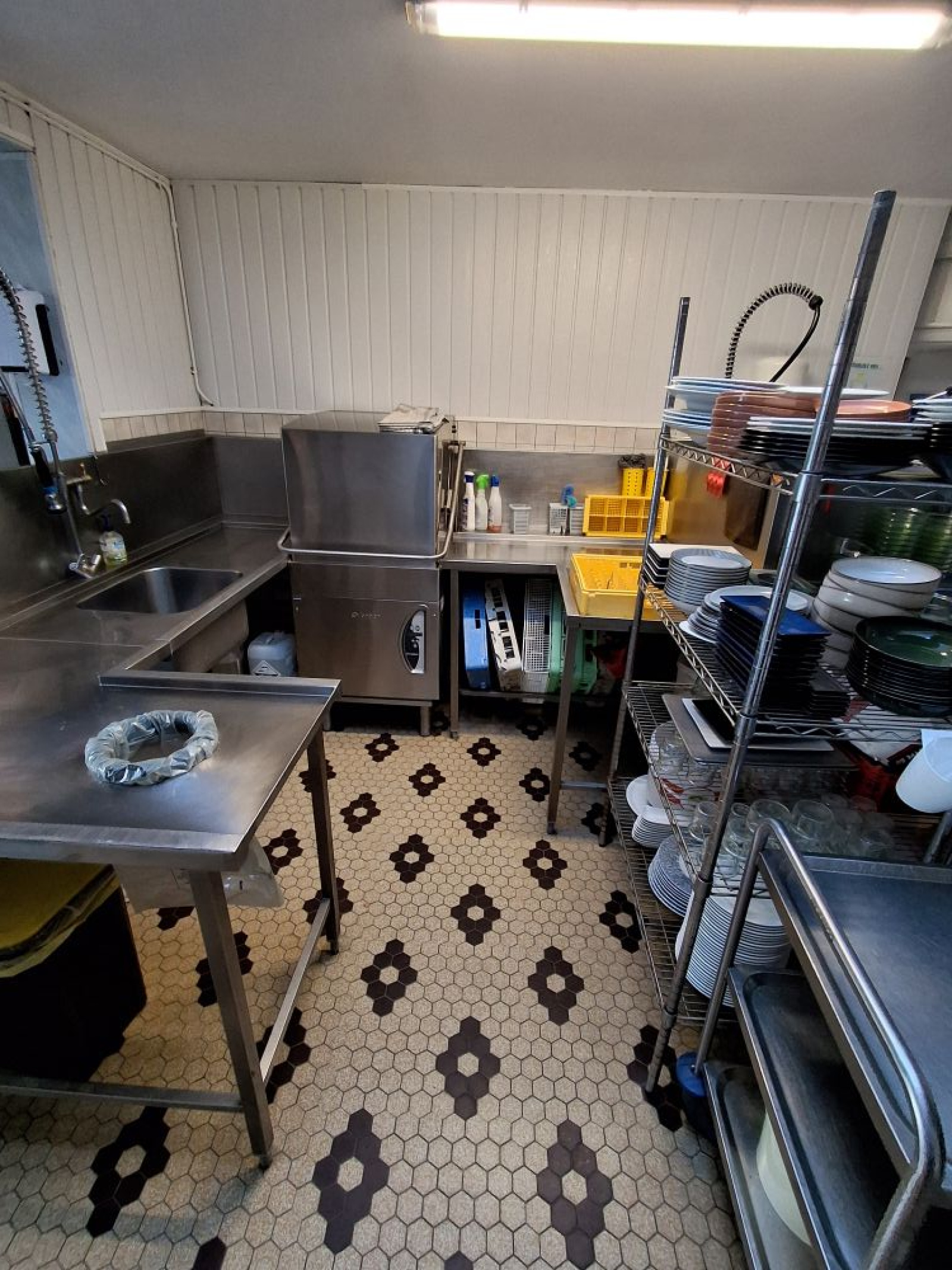 Image_, Fonds de commerce, Saint-Denis-le-Vêtu, ref :1746-1747