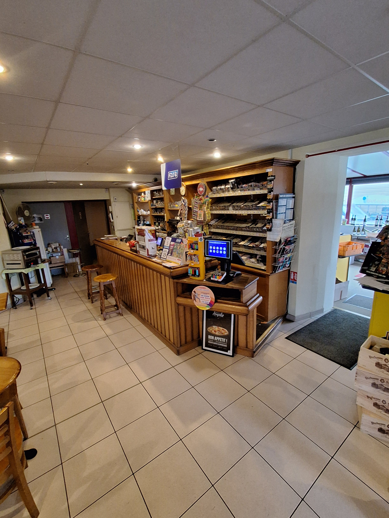 Image_, Fonds de commerce, Ducey-les-chéris, ref :1768